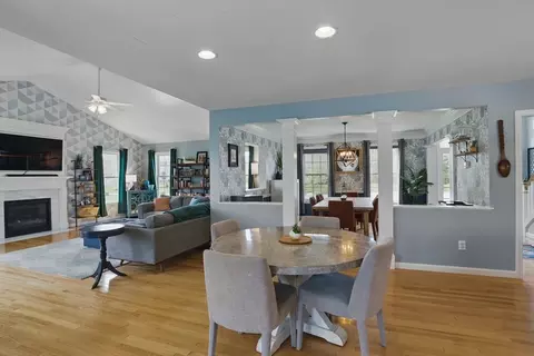 73 Sparrow Way, Raynham, MA 02767 photo 12
