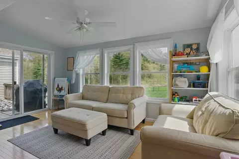73 Sparrow Way, Raynham, MA 02767 photo 16