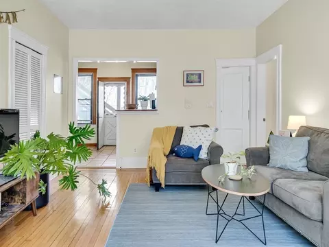 6 Bellvista Rd #3, Boston, MA 02135