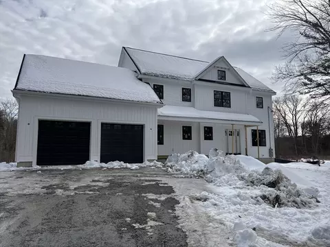 316 Brigham St, Hudson, MA 01749