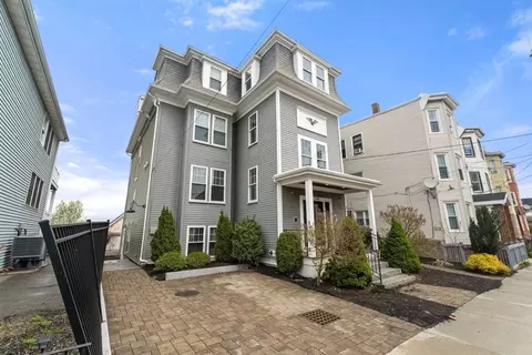 214-216 Eagle St #3, Boston, MA 02128 photo 2