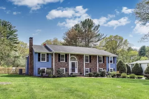 24 Spruce Dr, Westwood, MA 02090