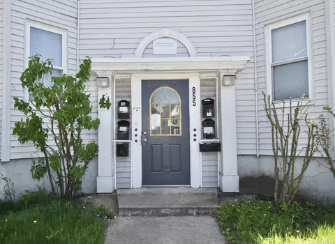 855 Liberty St, Springfield, MA 01104 photo 13