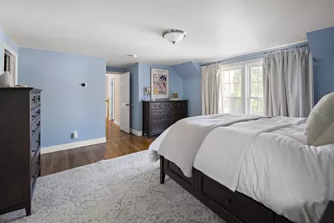 Bedroom - 158 Oak St, Needham, MA 02492 photo 3 of 8