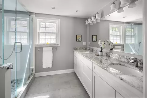 Bath - 158 Oak St, Needham, MA 02492 photo 1 of 3