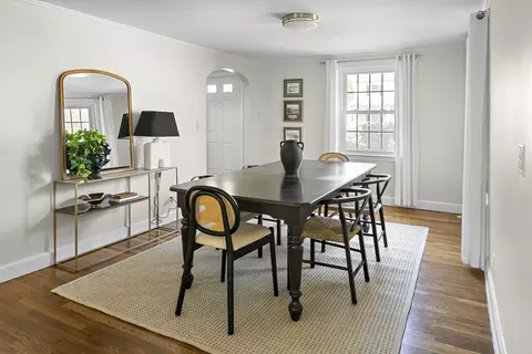 Dining - 158 Oak St, Needham, MA 02492 photo 1 of 2