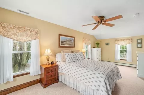 Bedroom - 2 Sylvester Ave, Beverly, MA 01915 photo 1 of 4