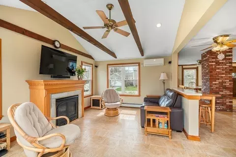 Living - 2 Sylvester Ave, Beverly, MA 01915 photo 2 of 4