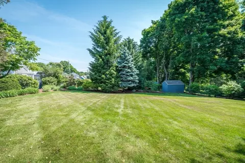 Exterior - 2 Sylvester Ave, Beverly, MA 01915 photo 10 of 14