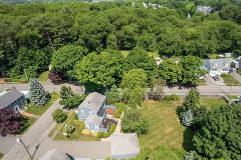View/Area - 2 Sylvester Ave, Beverly, MA 01915 photo 2 of 5