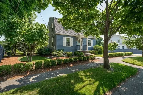 Exterior - 2 Sylvester Ave, Beverly, MA 01915 photo 2 of 14