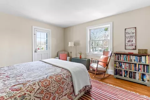 Bedroom - 1720 Robeson St, Fall River, MA 02720 photo 5 of 8