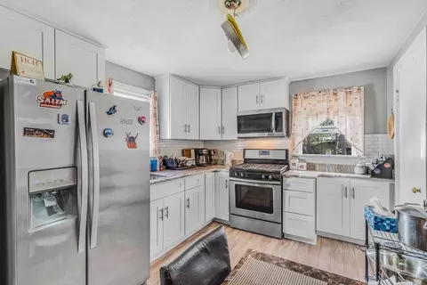 145 Maple St, Danvers, MA 01923 photo 8