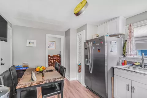 145 Maple St, Danvers, MA 01923 photo 9