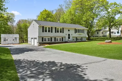 63 Currier St # -A, Methuen, MA 01844