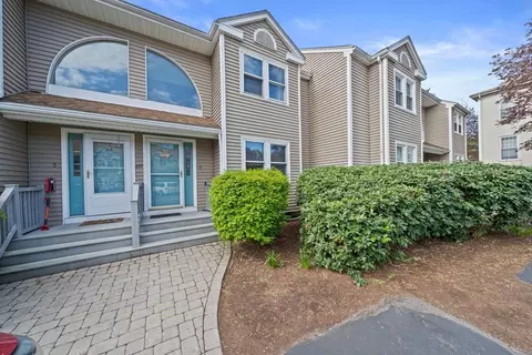 655 Pleasant St #6, Weymouth, MA 02189