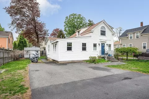 25 Ash St, Danvers, MA 01923 photo 3