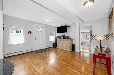 25 Ash St, Danvers, MA 01923 photo 7
