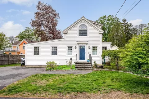 25 Ash St, Danvers, MA 01923