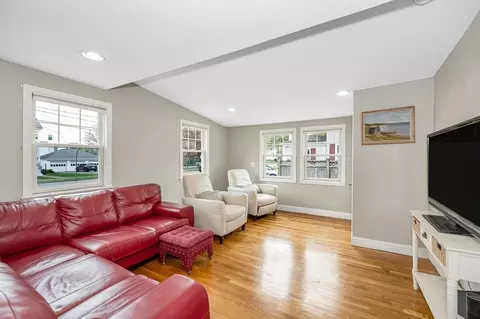 25 Ash St, Danvers, MA 01923 photo 10