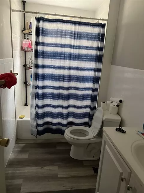 90 Swan St, Everett, MA 02149 photo 6