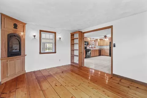 30 Searle St, Georgetown, MA 01833 photo 10