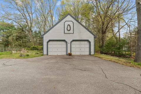 30 Searle St, Georgetown, MA 01833 photo 31