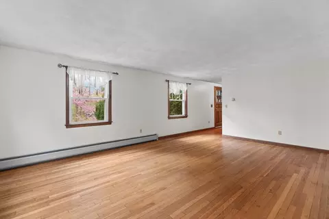 30 Searle St, Georgetown, MA 01833 photo 16