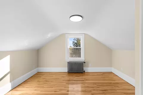 Bedroom - 79 Middle Rd, Acushnet, MA 02743 photo 1 of 5