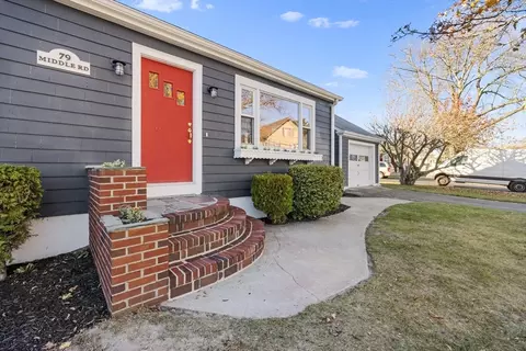 Exterior - 79 Middle Rd, Acushnet, MA 02743 photo 4 of 7