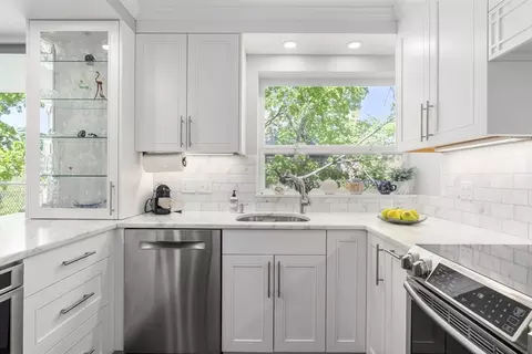 70 Park St #54, Brookline, MA 02446