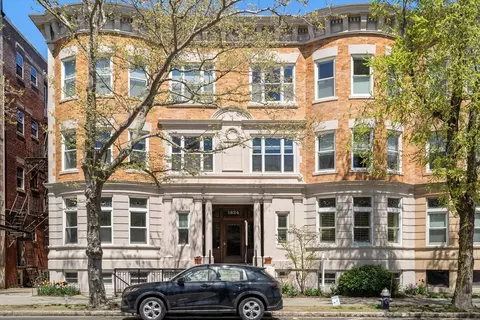 1824 Beacon St #3, Brookline, MA 02445