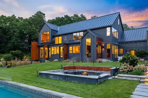 105 Centre St, Dover, MA 02030 photo 35