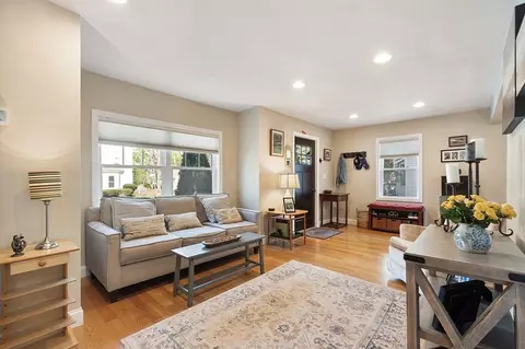 19 Tremont St, Maynard, MA 01754 photo 8