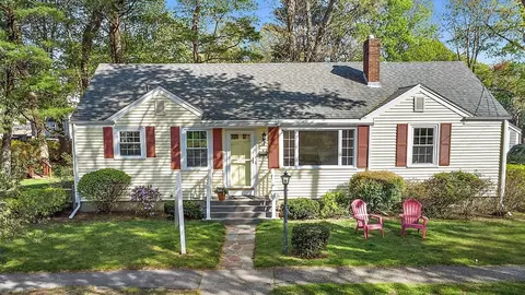 33 Sylvan Rd, Beverly, MA 01915