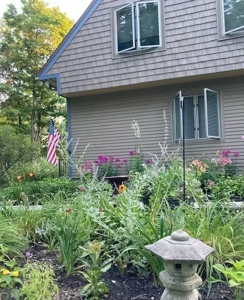80 Amherst Rd, Leverett, MA 01054 photo 6