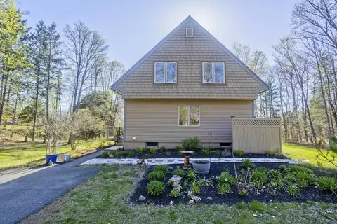 80 Amherst Rd, Leverett, MA 01054 photo 5