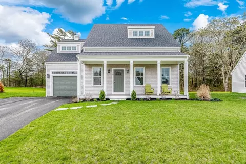 18 Pasture Hill Rd, Plymouth, MA 02360