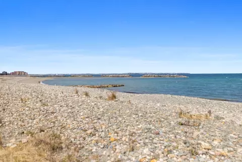 View/Area - 64 Moore St, Winthrop, MA 02152 photo 4 of 4