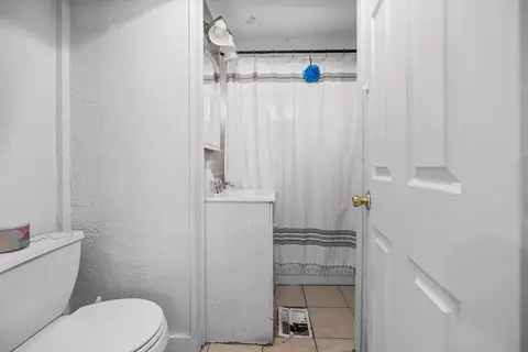 Bath - 64 Moore St, Winthrop, MA 02152 photo 1 of 1