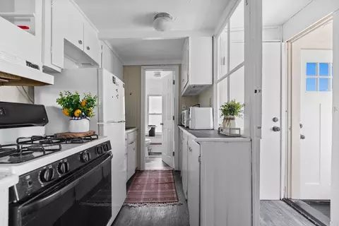 Entry Way - 64 Moore St, Winthrop, MA 02152 photo 1 of 1