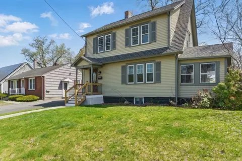 33 Derryfield Ave, Springfield, MA 01118