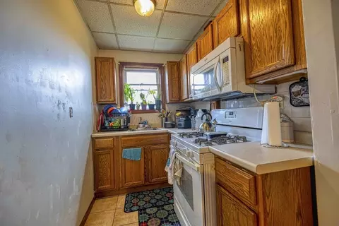 47 Mulberry St, Fall River, MA 02721 photo 14