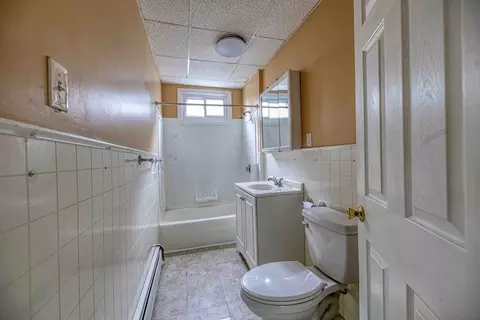 47 Mulberry St, Fall River, MA 02721 photo 8