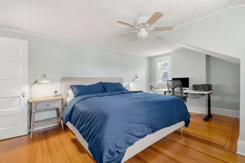 Bedroom - 41 West St, Marblehead, MA 01945 photo 3 of 6
