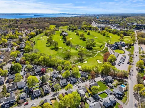 View/Area - 41 West St, Marblehead, MA 01945 photo 2 of 3