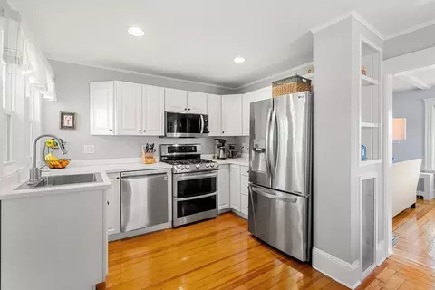 Kitchen - 41 West St, Marblehead, MA 01945 photo 1 of 1