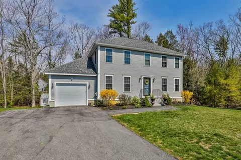 3 Thomas Morgan Ln, Salisbury, MA 01952