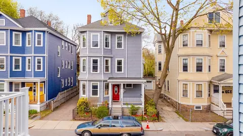 20 Rosemary St #3, Jamaica Plain, MA 02130
