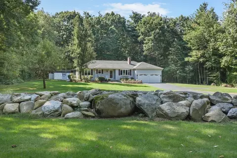 160 Rowley Hill Rd, Sterling, MA 01564
